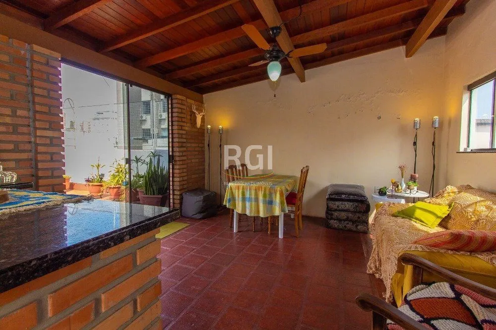 Cobertura, 3 quartos, 231 m² - Foto 1