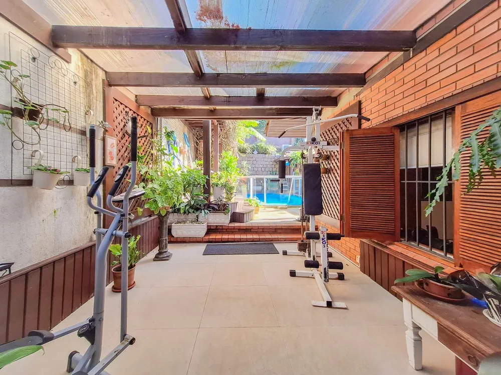 Casa, 3 quartos, 208 m² - Foto 2