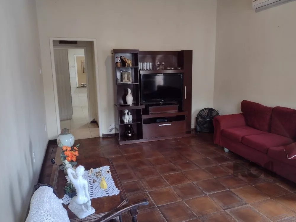 Casa à venda com 3 quartos, 179m² - Foto 2