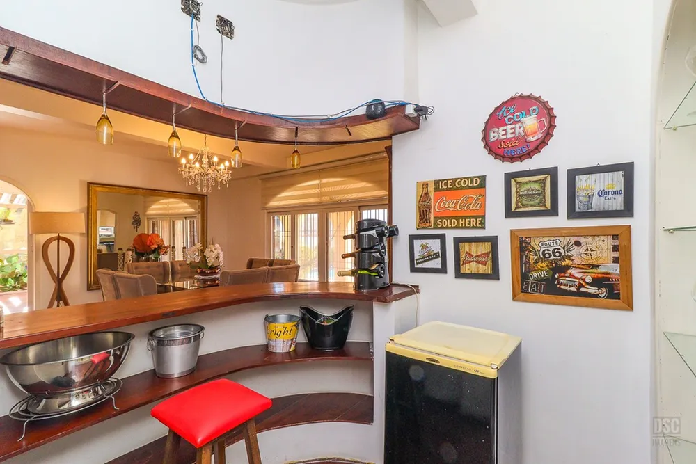 Casa, 6 quartos, 547 m² - Foto 4