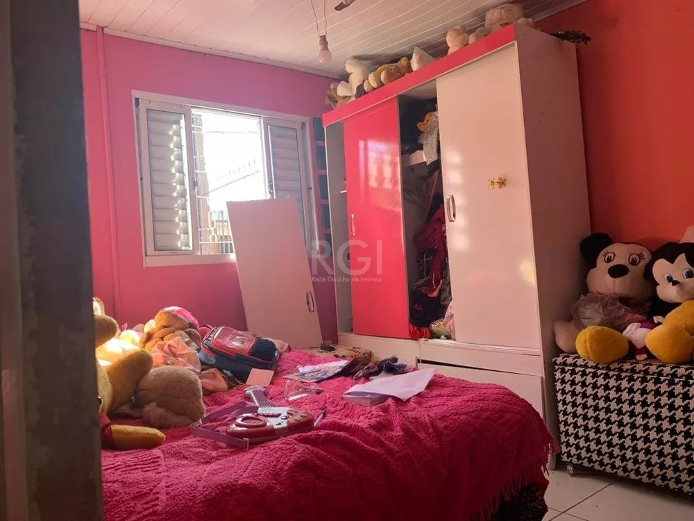 Casa à venda com 3 quartos, 99m² - Foto 4