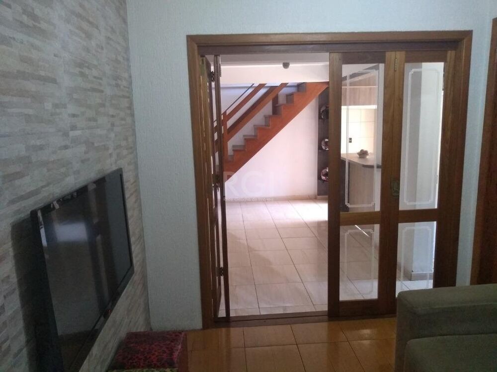 Casa à venda com 3 quartos, 269m² - Foto 3