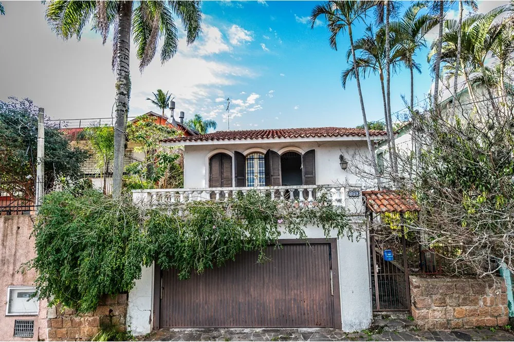 Casa, 3 quartos, 239 m² - Foto 1