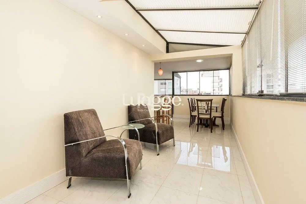 Casa, 4 quartos, 257 m² - Foto 2