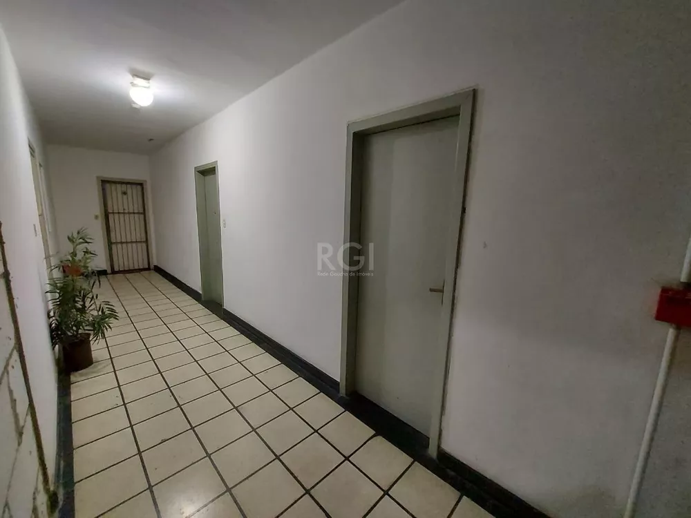 Apartamento à venda com 2 quartos, 94m² - Foto 2