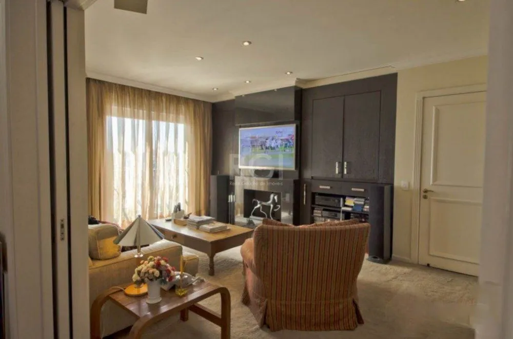 Apartamento, 3 quartos, 271 m² - Foto 1