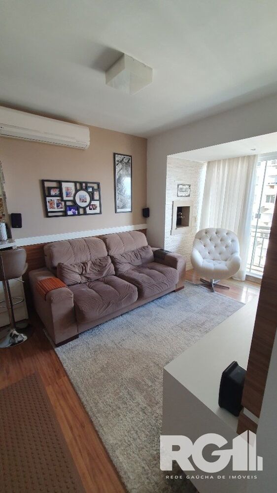 Apartamento à venda com 3 quartos, 75m² - Foto 2