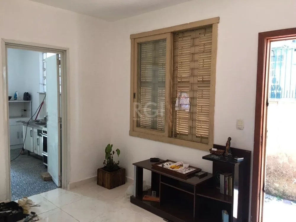 Casa à venda com 1 quarto, 71m² - Foto 1