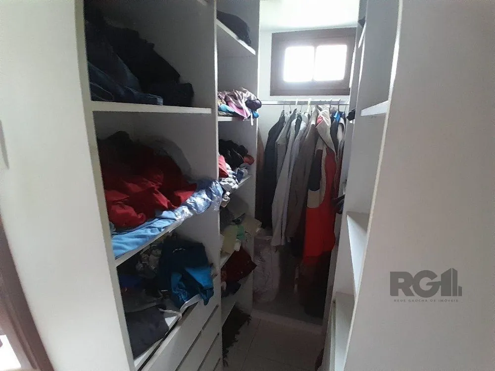 Casa, 3 quartos, 221 m² - Foto 2