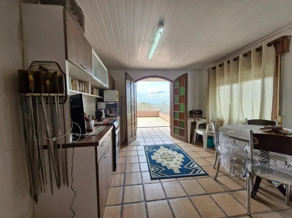 Casa, 4 quartos, 201 m² - Foto 2