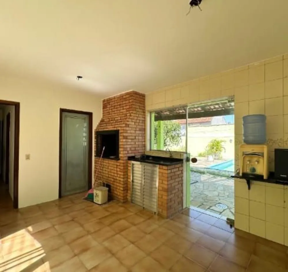 Casa, 3 quartos, 285 m² - Foto 1