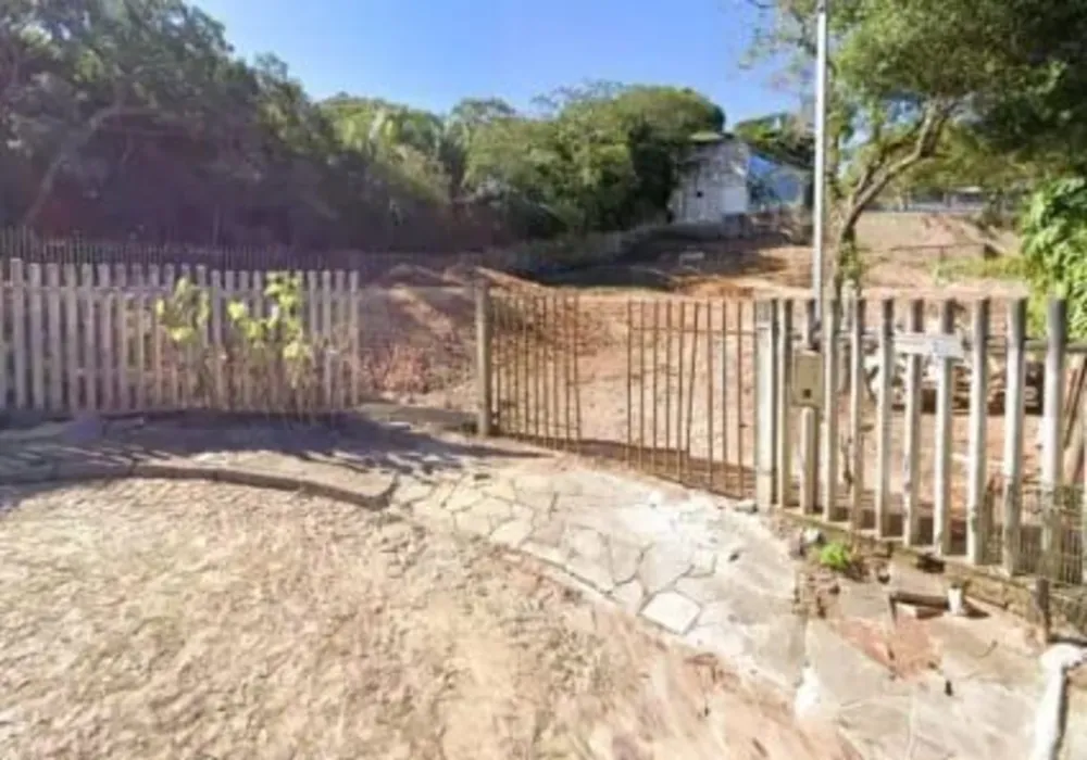 Terreno, 1389 m² - Foto 1