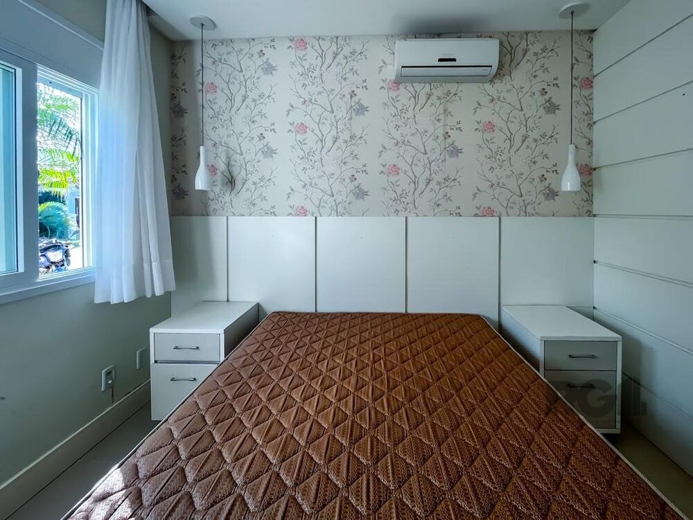 Casa de Condomínio à venda com 4 quartos, 240m² - Foto 6
