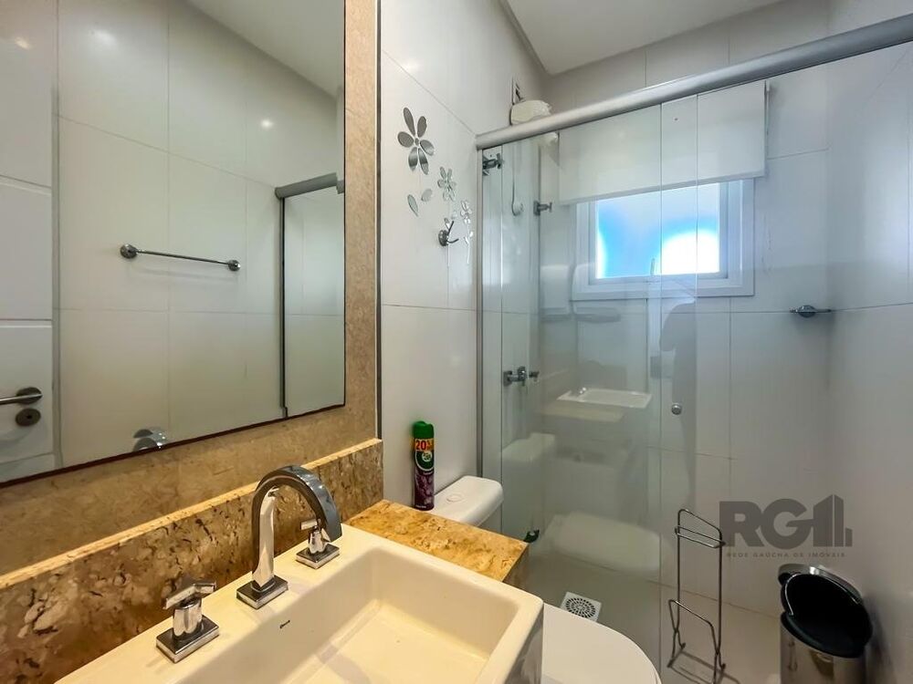 Casa de Condomínio à venda com 4 quartos, 240m² - Foto 3