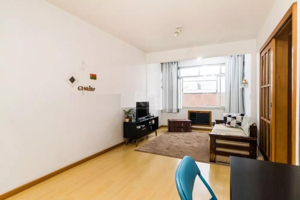 Apartamento à venda com 2 quartos, 80m² - Foto 4