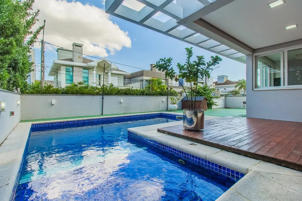 Casa, 4 quartos, 210 m² - Foto 2
