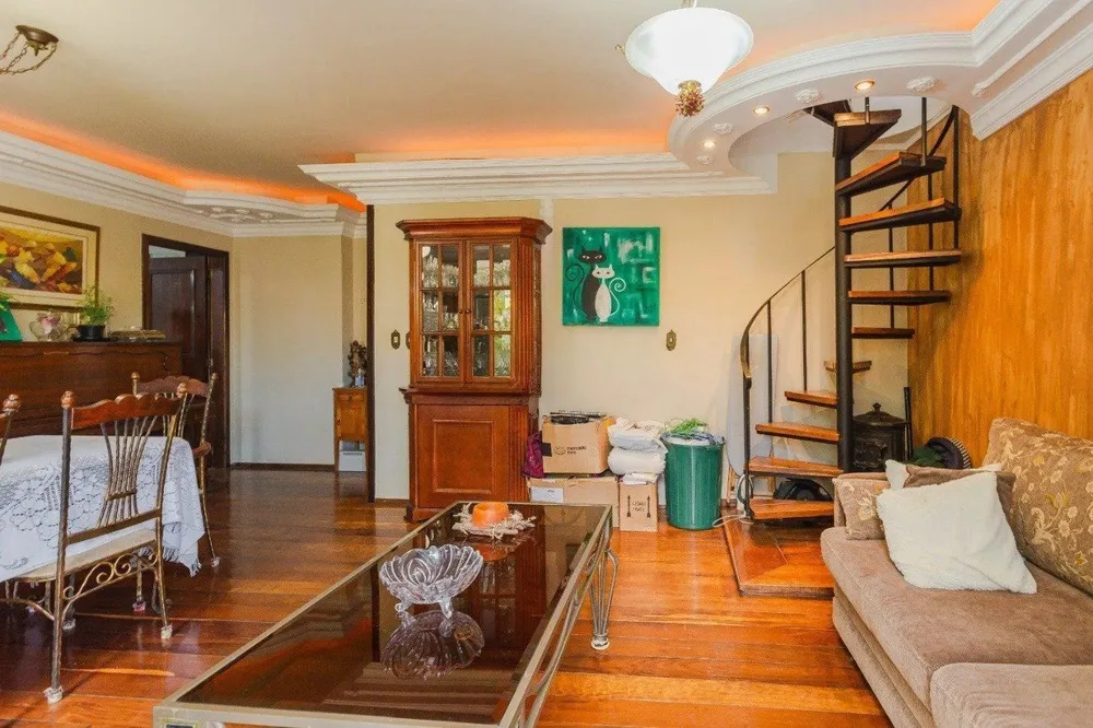 Cobertura, 3 quartos, 223 m² - Foto 2