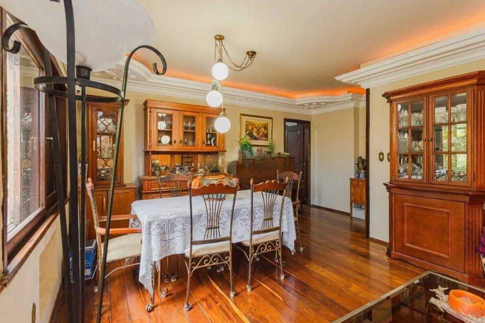 Cobertura, 3 quartos, 221 m² - Foto 1