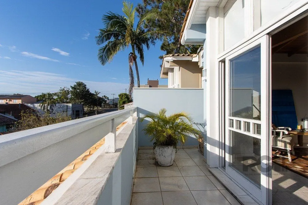 Casa, 4 quartos, 168 m² - Foto 1