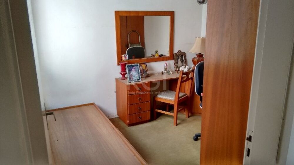 Casa à venda com 3 quartos, 251m² - Foto 3