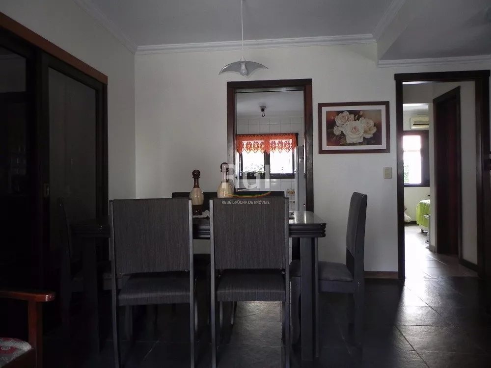 Casa de Condomínio à venda com 5 quartos, 201m² - Foto 8