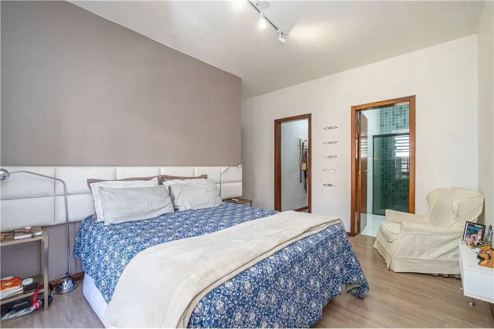 Casa, 4 quartos, 301 m² - Foto 4