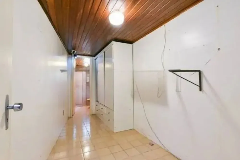 Casa, 3 quartos, 231 m² - Foto 2