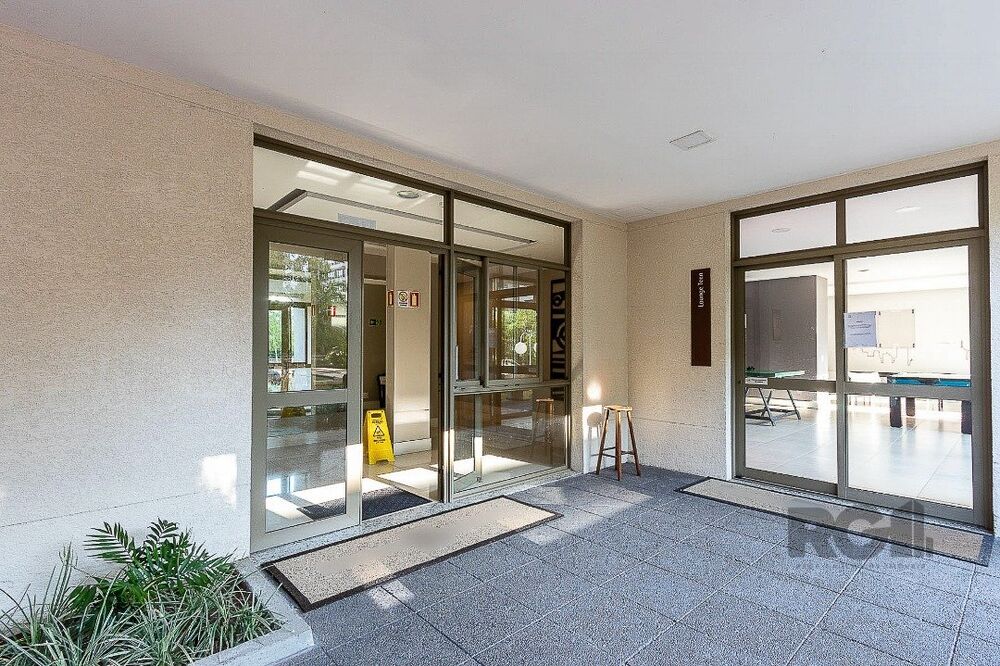 Apartamento à venda com 3 quartos, 107m² - Foto 4