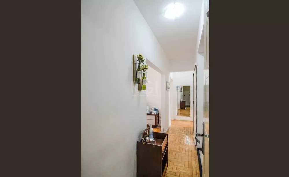 Apartamento à venda com 2 quartos, 69m² - Foto 2