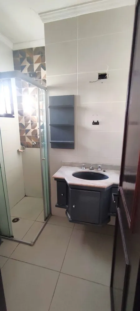 Casa, 4 quartos, 339 m² - Foto 2