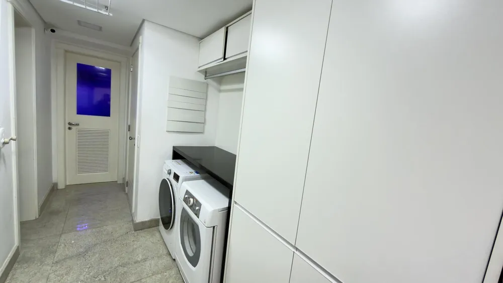 Apartamento, 3 quartos, 204 m² - Foto 2