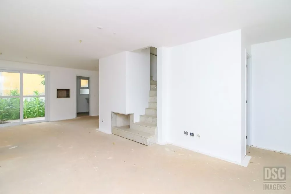 Casa à venda com 3 quartos, 119m² - Foto 5