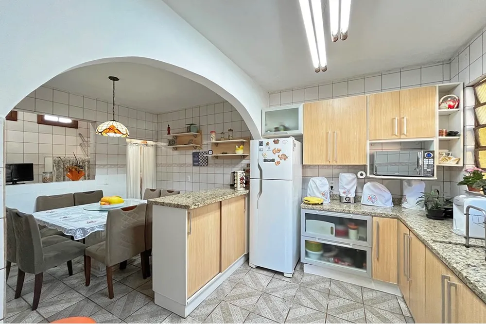 Casa, 4 quartos, 207 m² - Foto 5