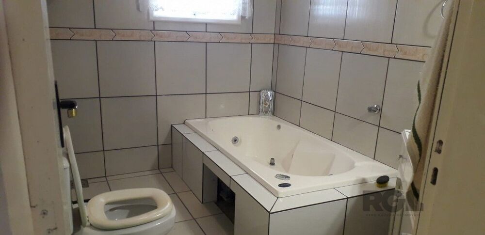 Casa à venda com 4 quartos, 301m² - Foto 4