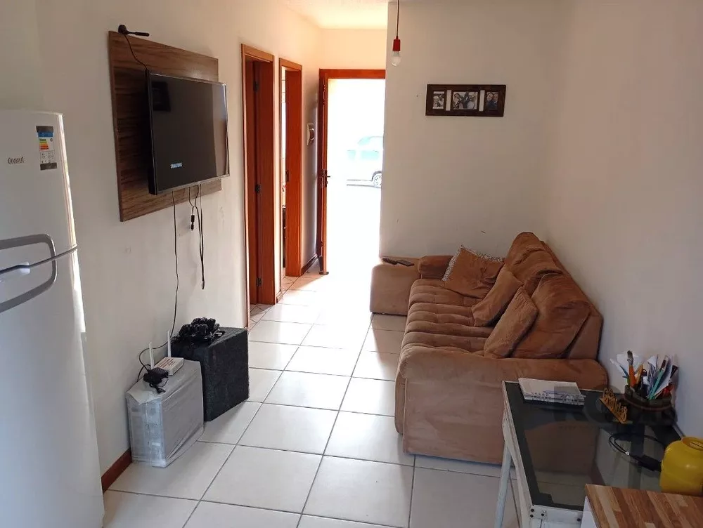 Casa à venda com 2 quartos, 37m² - Foto 2