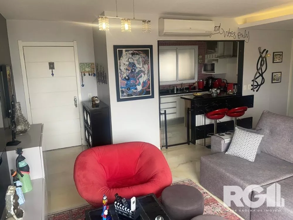 Apartamento à venda com 3 quartos, 94m² - Foto 2