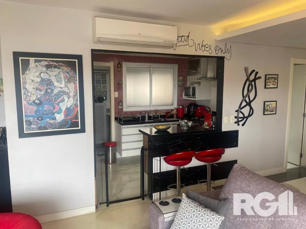 Apartamento à venda com 3 quartos, 94m² - Foto 4