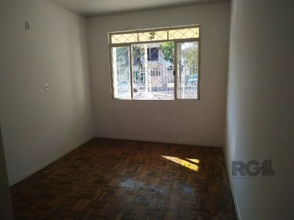 Casa à venda com 2 quartos, 151m² - Foto 2