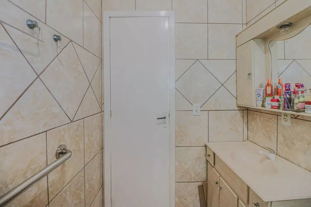 Sobrado, 3 quartos, 301 m² - Foto 1