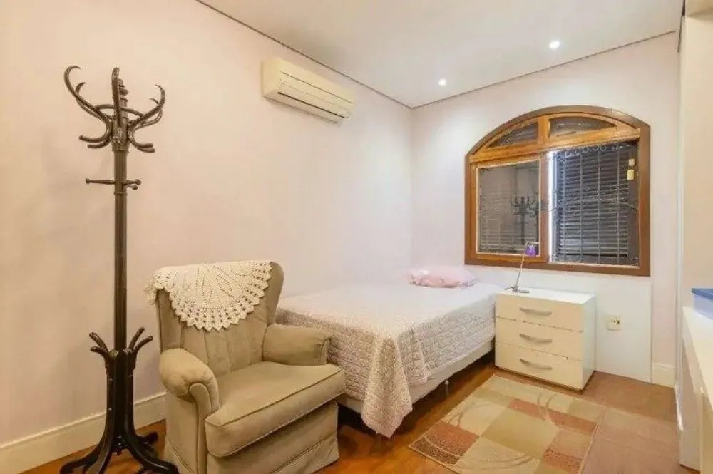 Casa, 3 quartos, 325 m² - Foto 3