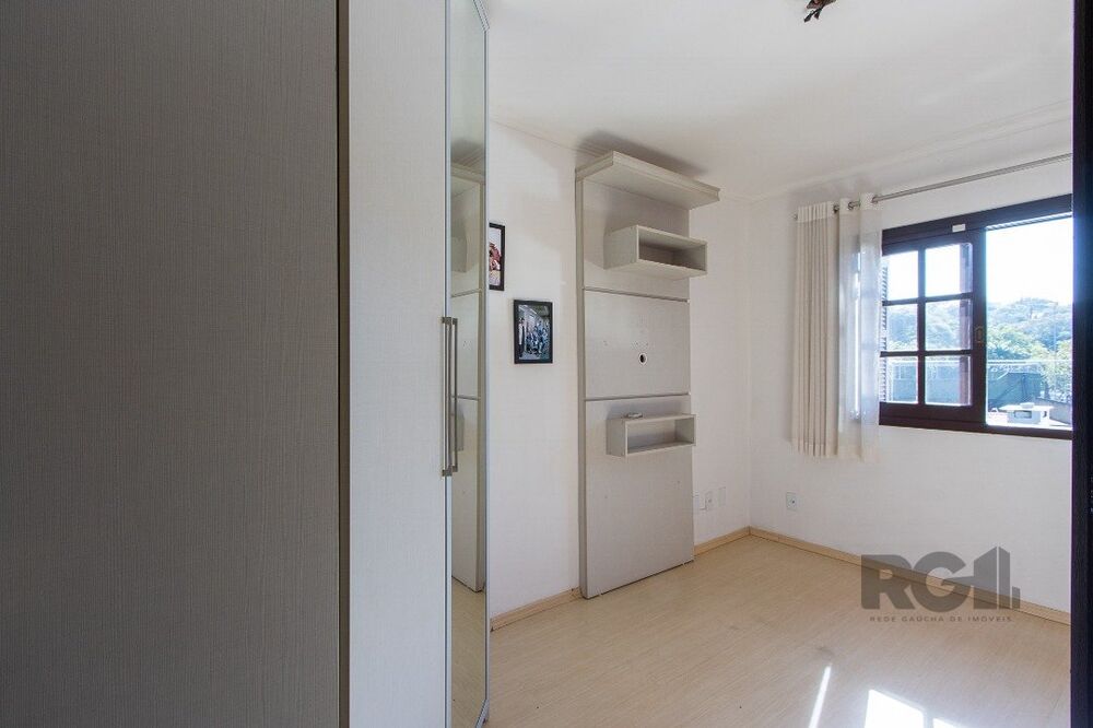 Casa à venda com 3 quartos, 203m² - Foto 8