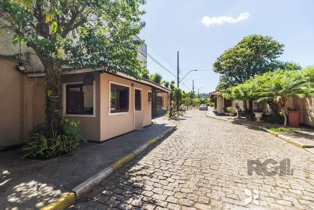 Casa, 6 quartos, 407 m² - Foto 1