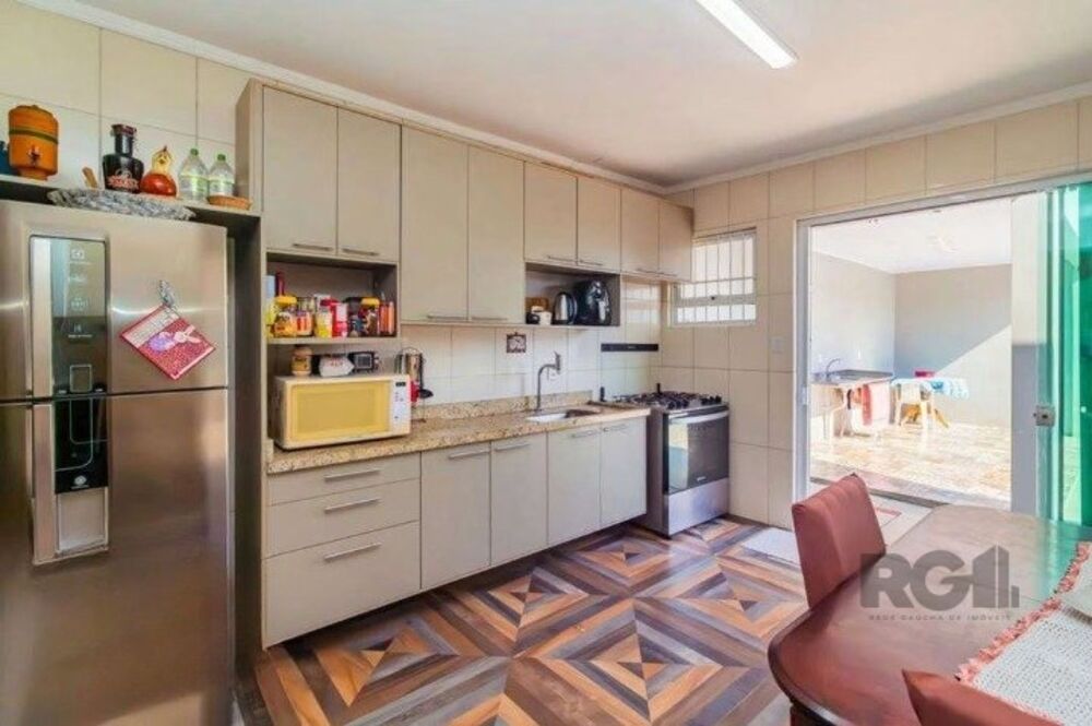 Casa à venda com 4 quartos, 200m² - Foto 5