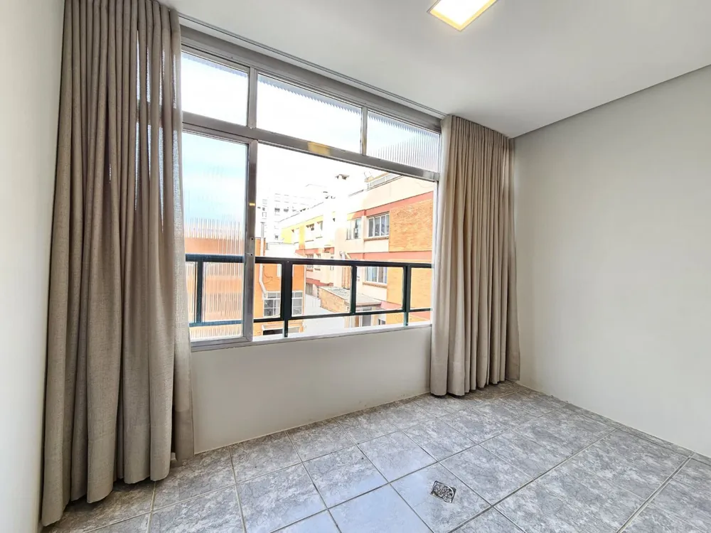 Apartamento, 2 quartos, 74 m² - Foto 2