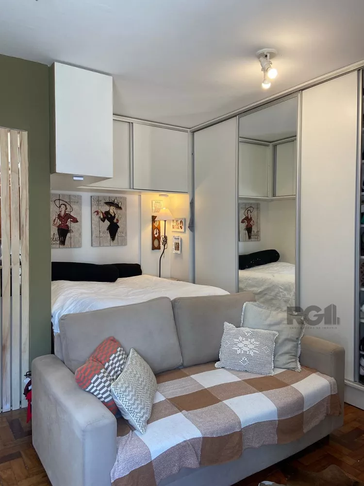 Apartamento à venda com 1 quarto, 32m² - Foto 1