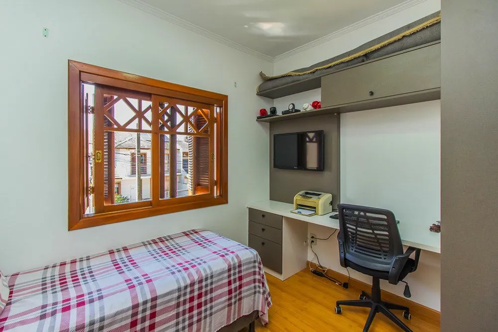 Casa, 4 quartos, 193 m² - Foto 2