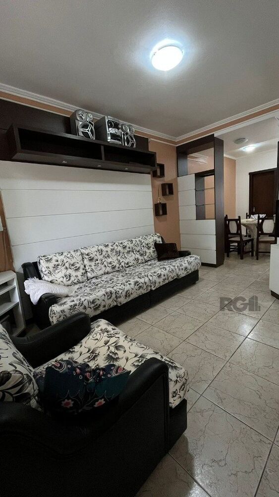 Casa de Condomínio à venda com 3 quartos, 120m² - Foto 1