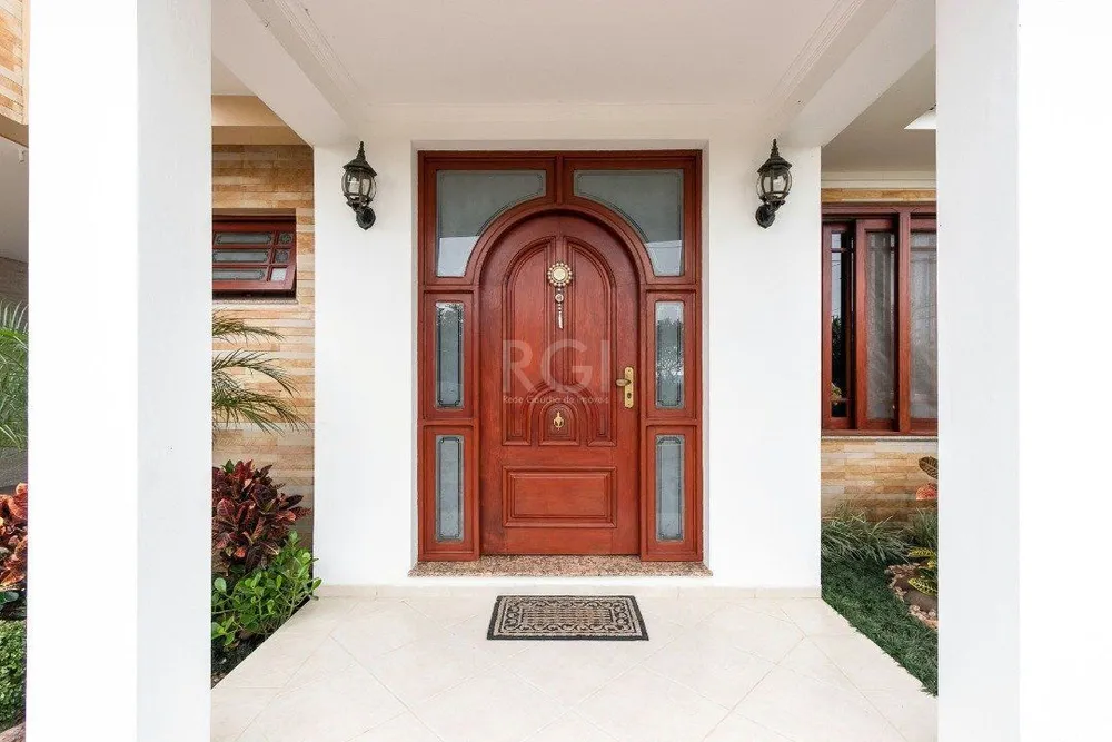 Casa, 3 quartos, 294 m² - Foto 1