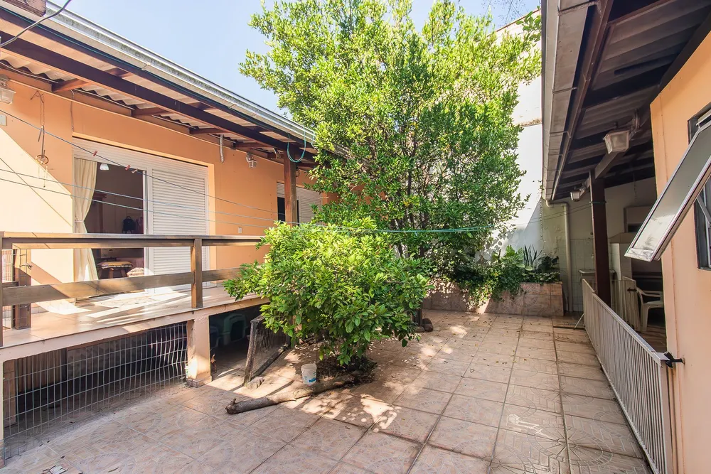 Casa, 4 quartos, 329 m² - Foto 4