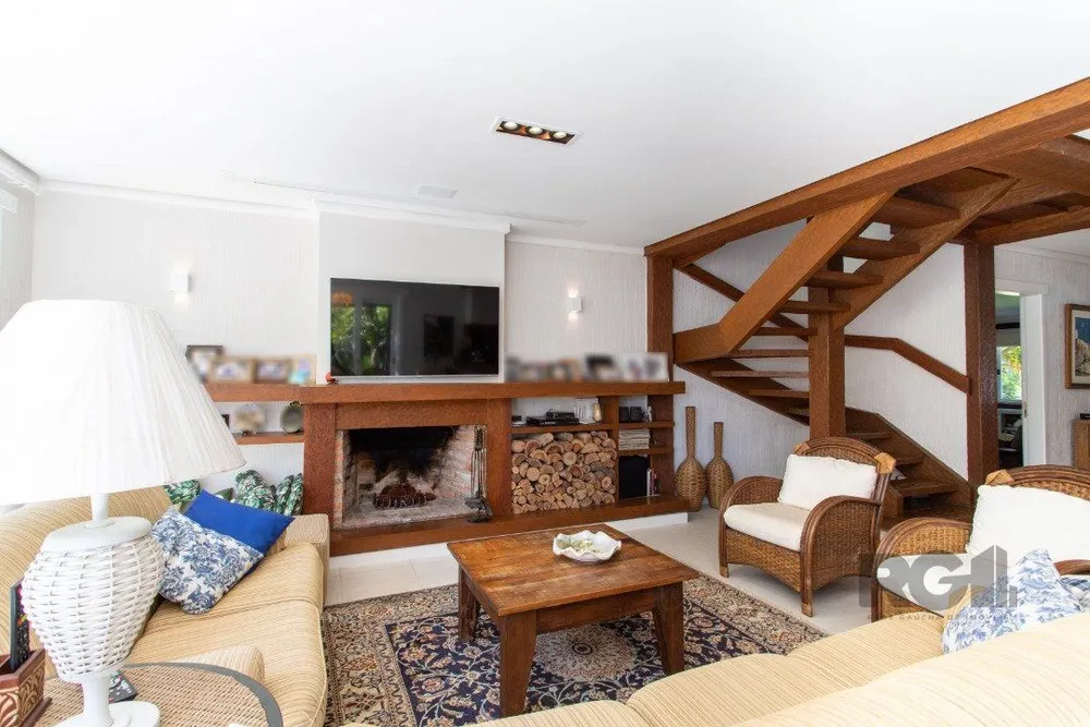 Casa, 3 quartos, 259 m² - Foto 2